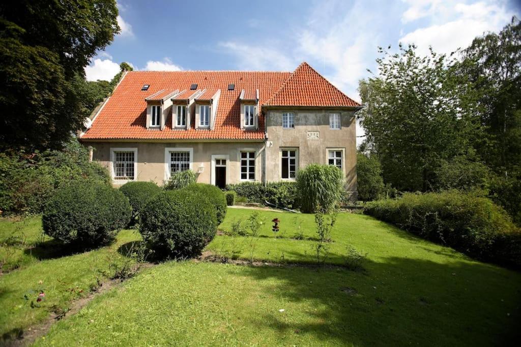Haus Keppelborg: Zi Antonia Mit Kirchplatzblick Leilighet Heek Eksteriør bilde